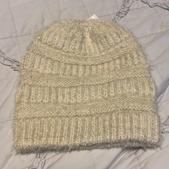 BEANIE {Time and Tru} oatmeal heather - Picture 1 of 3